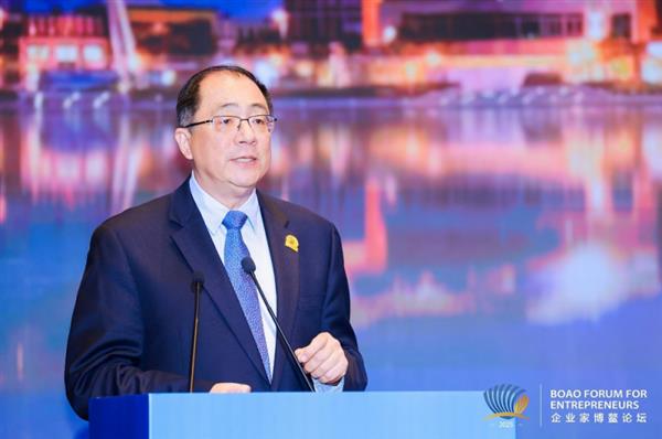 高通孟樸：6G不仅是技术的升级  更是融合AI等功能的协同技术创新平台(图1)