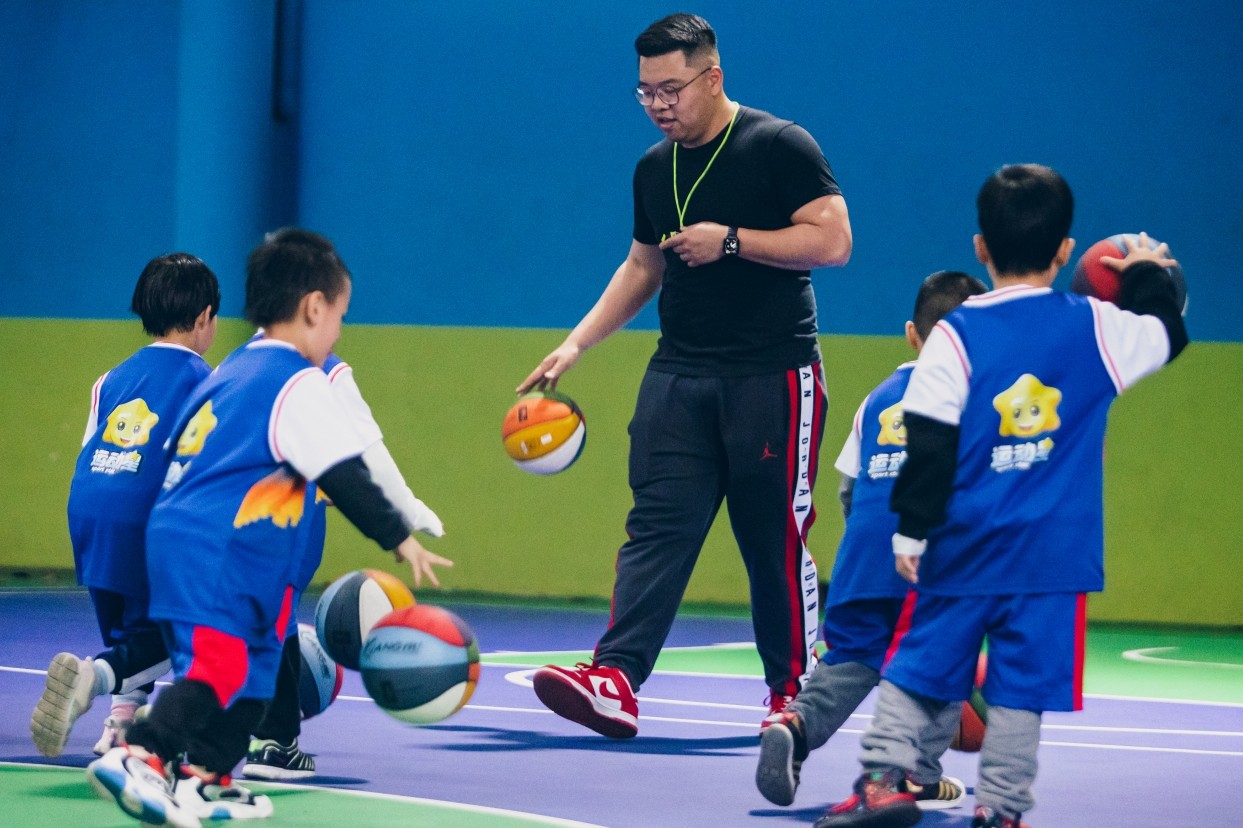 特色课程亮点纷呈 国贸教育暑托班成双职工家庭坚强后盾(图13)