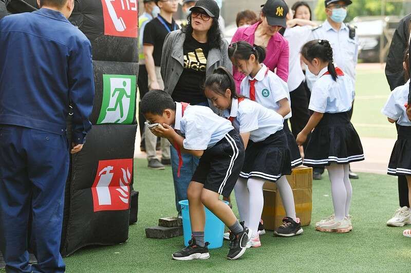 北京未保条例二审，草案提出建立网络暴力预警预防机制